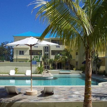 Lovely Apartment In Flic En Flac, Close To The Beach And All Amenities. Exterior photo