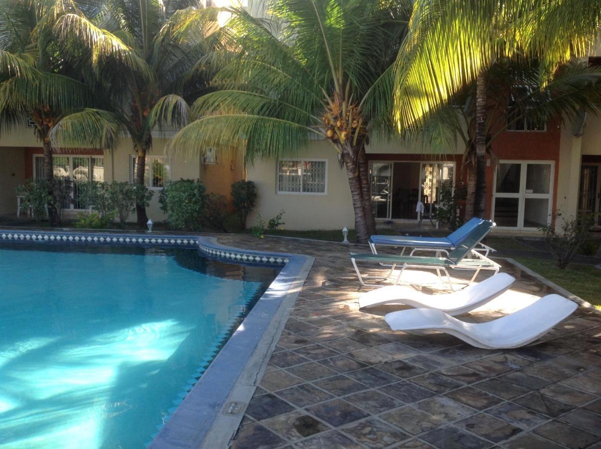 Lovely Apartment In Flic En Flac, Close To The Beach And All Amenities. Exterior photo