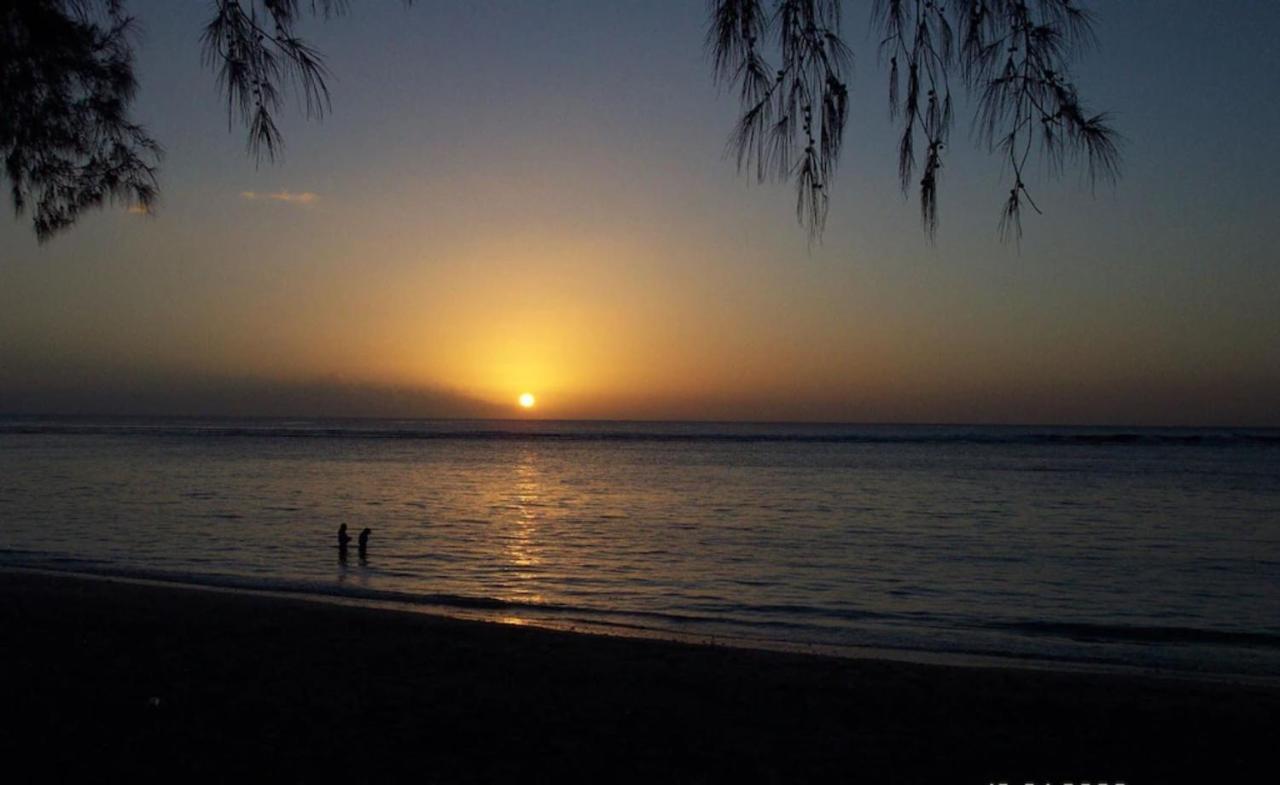 Lovely Apartment In Flic En Flac, Close To The Beach And All Amenities. Exterior photo